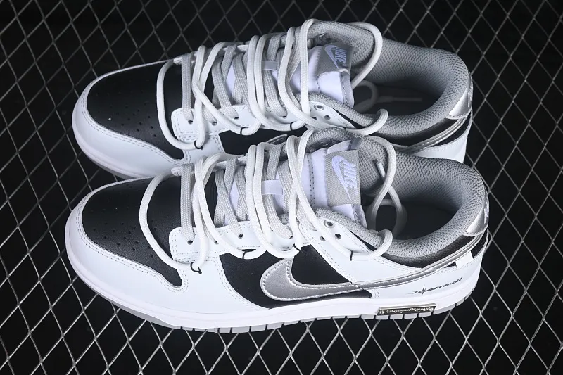 All categories Nk SB Dunk Series Nk SB Dunk Low High-end customized low-top sneakers Nike SB Dunk Low straps low-top casual sneakers HF5441-105